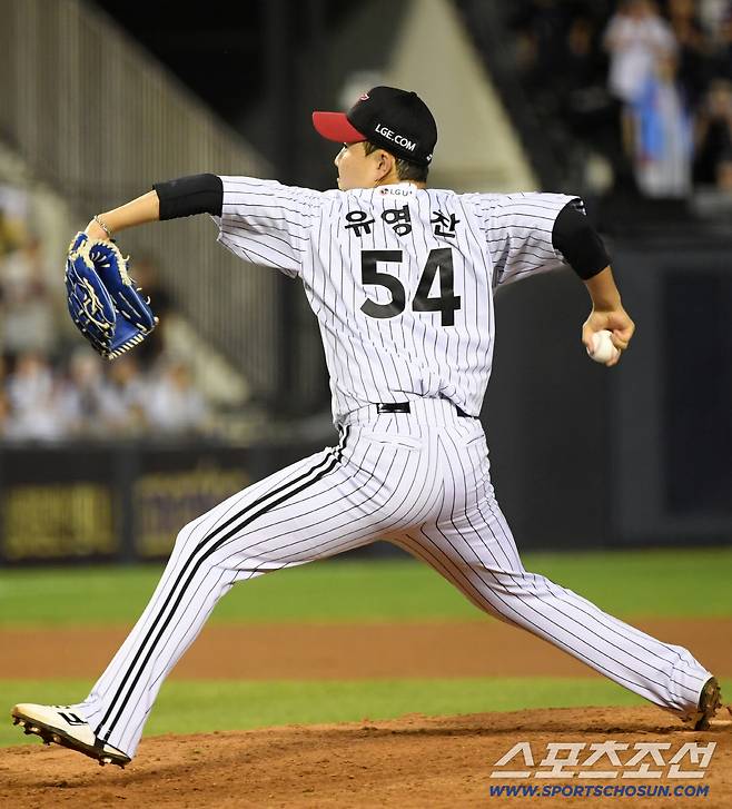 '염갈량이 한국시리즈 보고 뽑았는데 대박' 2년간 47S 세우고 우승 마무리로 KS선다.