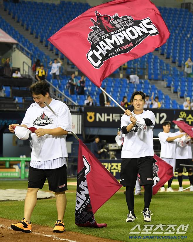 '염갈량이 한국시리즈 보고 뽑았는데 대박' 2년간 47S 세우고 우승 마무리로 KS선다.