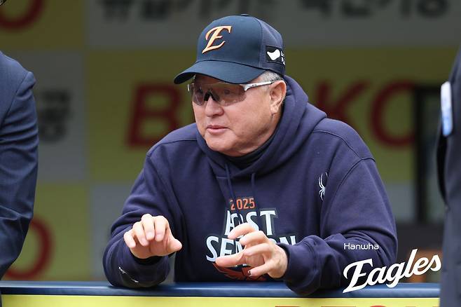 김서현 대신 문동주·심우준 선발 제외…‘믿음의 야구’ 달 감독도 가을엔 변한다