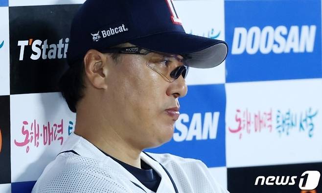 '9위 추락→자진 사임' 이승엽 前 두산 감독, 야인 생활 접고 친정팀 향한다...요미우리 임시코치 합류 소식에 日 팬들 '들썩'