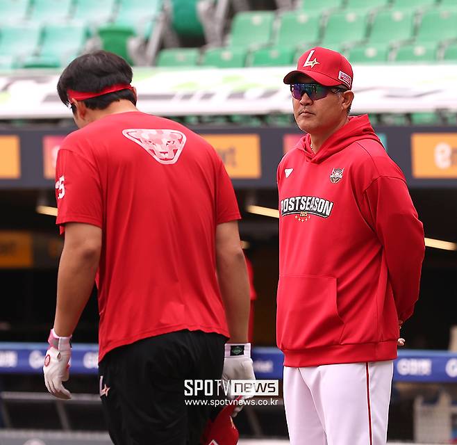 日 403홈런 전설을 SSG는 어떻게 섭외했나… 이게 이렇게도 되네, 젊은 피들 직감 키울까