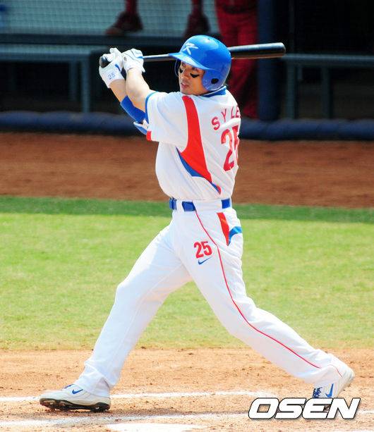 이승엽 전 감독, 왜 요미우리 코치로 갈까...