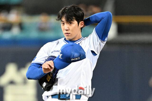 통한의 번트 2루 송구, 스리런 홈런으로 연결됐다…원태인 눈물의 5이닝 4실점→삼성 PO 탈락 위기 [MD대구 PO4]