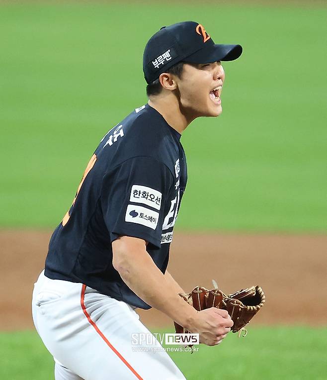 154km 삼진→삼진→삼진→삼진 괴력…이래서 한화가 '19세' 정우주 선발로 내보냈구나