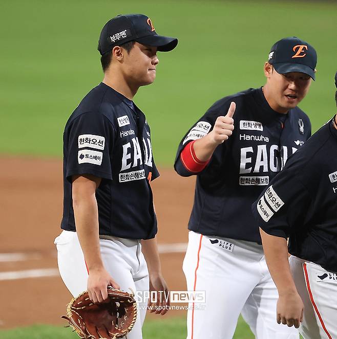 154km 삼진→삼진→삼진→삼진 괴력…이래서 한화가 '19세' 정우주 선발로 내보냈구나