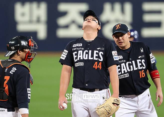 한화 총력전 맞아? 김서현 투입보다 더 큰 실수 있었다…ERA 11.74 좌완 투입 미스터리