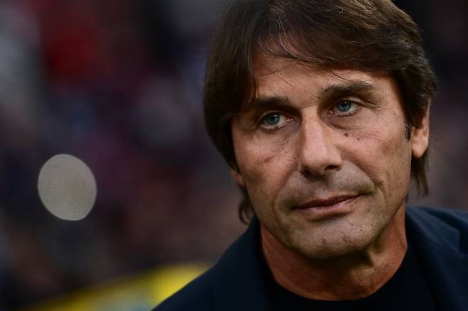 이강인 PSG 떠나 나폴리 갔으면 큰일 날 뻔...‘충격 폭로’ 나왔다, 콘테 또 선수 ‘유령 취급’