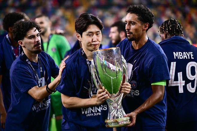 이강인 PSG 떠나 나폴리 갔으면 큰일 날 뻔...‘충격 폭로’ 나왔다, 콘테 또 선수 ‘유령 취급’