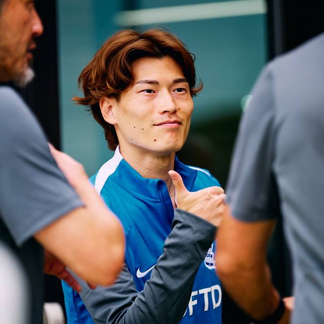 英 분노 '이렇게 못 할 줄은' 유럽 호령한 아시아 특급 골잡이, 또 최악 부진... 2부리그서도 '대실패'