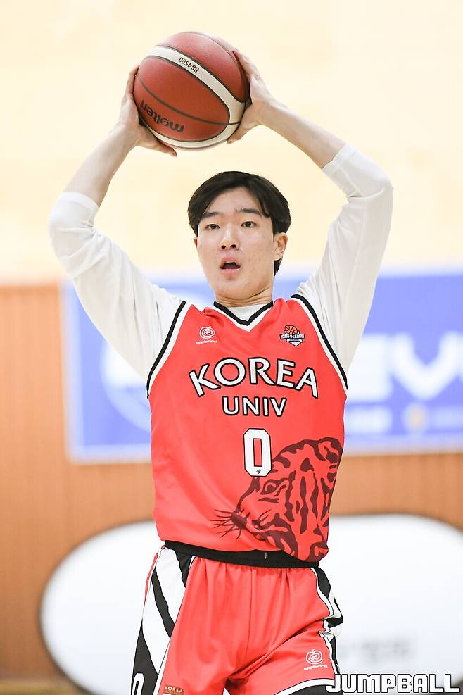 [디비전리그] “더는 후회하고 싶지 않습니다” 플레이오프 남겨둔 고려대 이건희의 비장한 각오