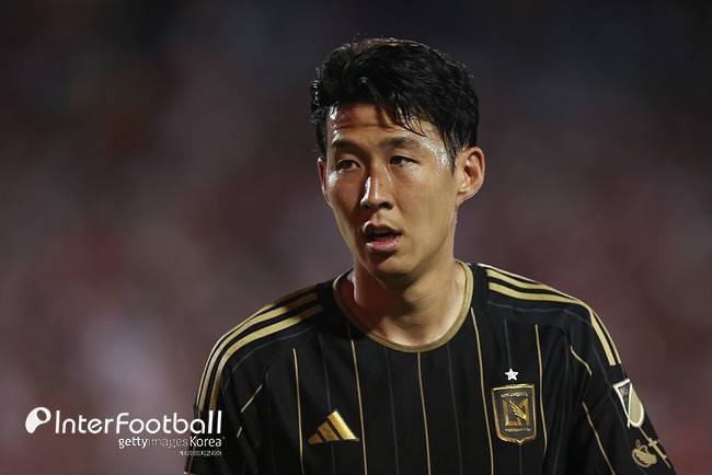 '토트넘 안 가요' 손흥민, AC밀란행 유력...이탈리아 대환영