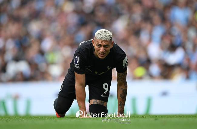 [UCL WORST] '그냥 손흥민이랑 미국서 뛰어'...선발 기회에도 또 부진+최저 평점, MLS 이적설 나오는 이유 보여줘