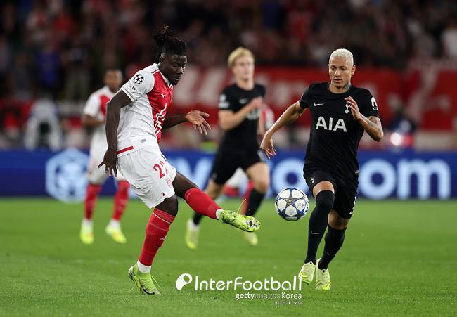 [UCL WORST] '그냥 손흥민이랑 미국서 뛰어'...선발 기회에도 또 부진+최저 평점, MLS 이적설 나오는 이유 보여줘