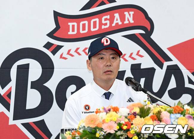 ‘공식 취임’ 김원형 감독, 두산 프런트에 정식 요청했다 “내부 FA(5명) 다 계약했으면, 구단이 힘 써달라” [일문일답]