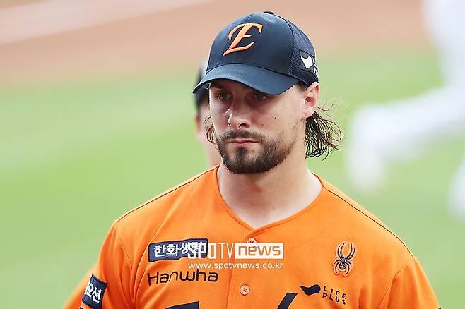 한화가 정성껏 준비했습니다… 폰세+와이스+문동주+김서현 강속구 선물 세트, 삼성도 쫄지 않는다?