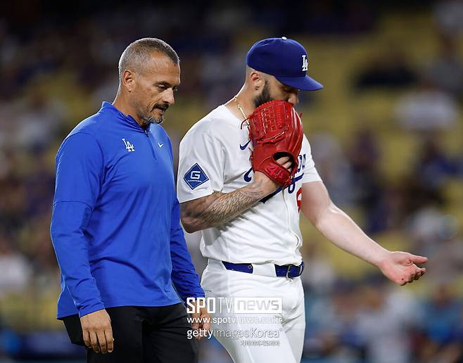 아 다저스 갑자기 급불안, ‘그분’이 비행기 타셨다… 부상 회복이 독? 적이 내부에 있나