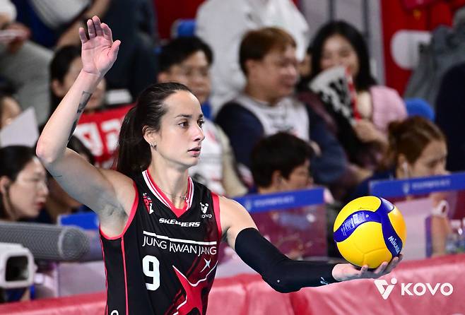 '와 괴물 삭제' 감독도 놀란 신종 괴물의 등장…