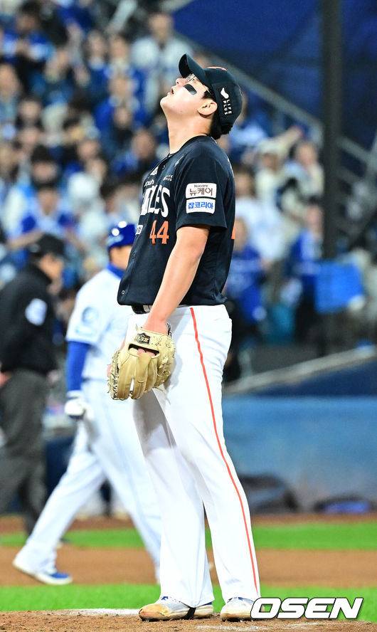 1위 좌절→1차전 진땀승→4차전 참사, 모두 김서현 때문인데 5차전 또 쓴다고? 김경문 뚝심 어떻게 봐야하나