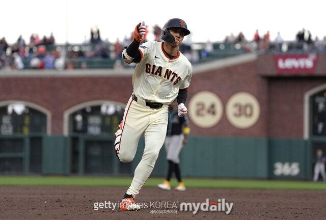 “SF, 이정후에게 4~5000만달러 오버페이…다저스 잘못된 계약 피했다” 오타니 토론토 갔다면 이정후 다저스 영입후보였다