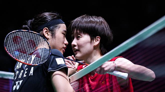 '나와라 안세영' 中 환호…숙적 천위페이, 3위 日 야마구치에 2-1 승리 → 안세영과 프랑스오픈 4강 유력