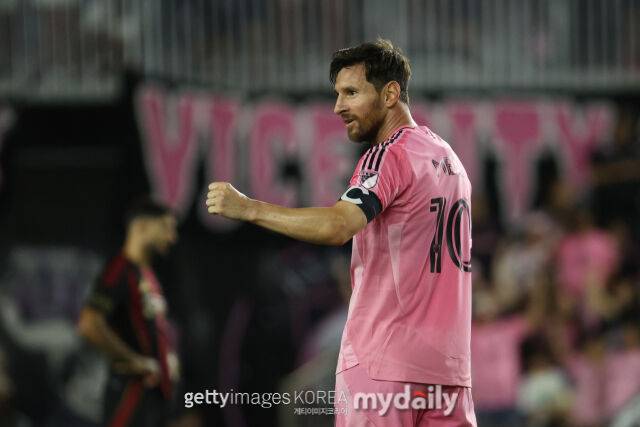 손흥민 이어 또 MLS 대형 영입 성공하나…메시의 인터 마이애미, 레반도프스키 영입 고려