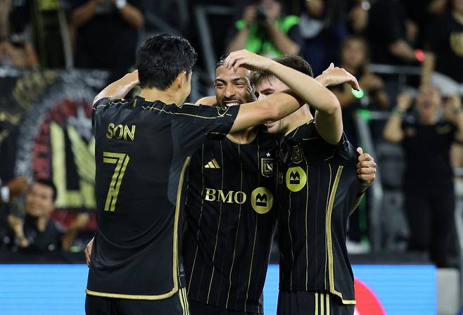 '손흥민 어떻게 이럴 수가 있지?' SON 때문에 깜짝 놀란 LAFC 동료...처음 보자마자