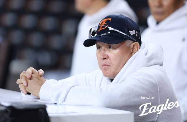 '19년 만의 KS 진출' 한화 김경문 감독