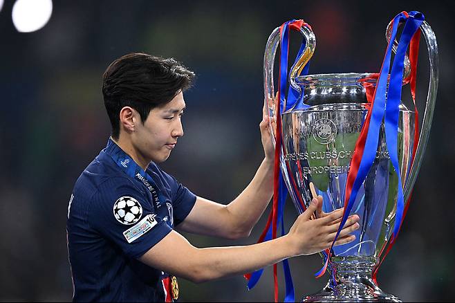 “이강인이 亞 최고? 말도 안 돼” 프랑스 현지, AFC 올해의 국제선수상 소식에 “UCL 결승도 못 뛰었잖아” 태클