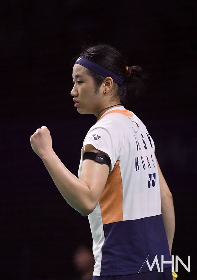 '중국 넘어 중국' 안세영, 프랑스오픈 4강 진출...'천적' 천위페이와 결승 티켓 경쟁