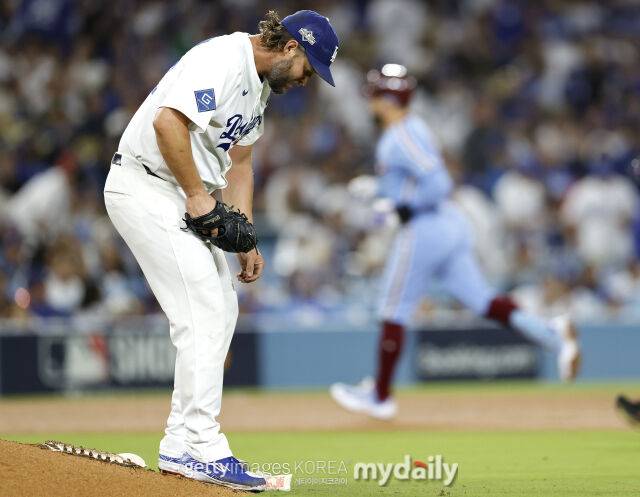 스넬→야마모토→글래스노우→오타니→이대로 다저스 WS 2연패하면 최상인데…커쇼에게 마지막 기회가 있을까