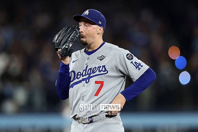 충격의 다저스, WS에서 1이닝 9실점이라니… 토론토 핵방망이에 KO, AL이 이렇게 무섭나