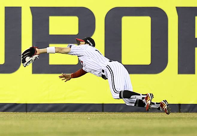 한화 팬들 욕 나오게 하는 악마의 중견수