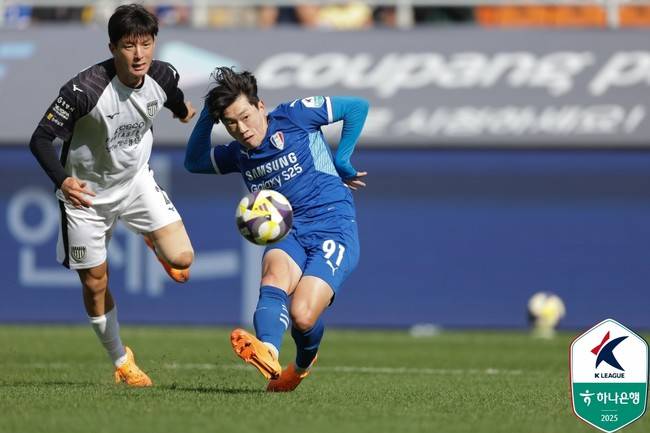 [K리그2 현장리뷰] 사실상 무산된 다이렉트 승격...'통한의 동점골 허용' 수원, 전남과 2-2 무승부