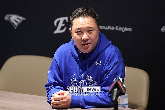 삼성은 박진만 이상 카드 가지고 있을까… 작년에 2등, 올해도 PS 진출인데 재계약 장담 못해?