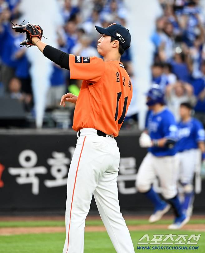 우승하려고 쓴 150억인데, 돈 받은 그들이 사라졌다...그런데 한국시리즈 우승을 얘기한다