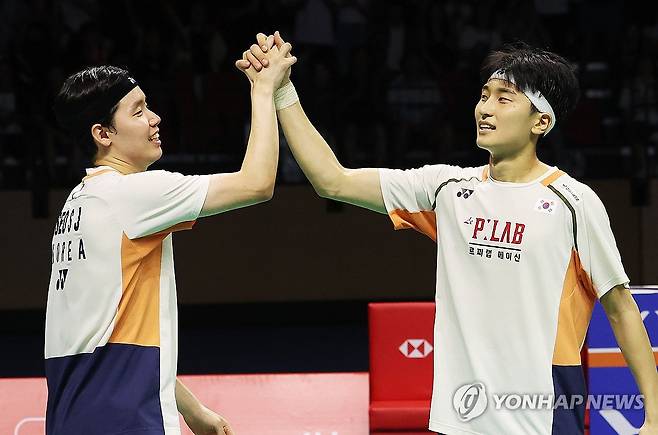 배드민턴 '황금 콤비' 김원호·서승재, 프랑스오픈 결승 진출