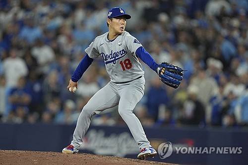 'CS-WS 연속 완투승' 야마모토, 4679억이 아깝지 않은 에이스