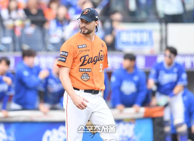 한국시리즈? 6차전서 끝낼 겁니다만? LG “폰세가 두 번 나오지 못하는 것에 대해 긍정적”…PO 5차전 패착일까 [SS시선집중]