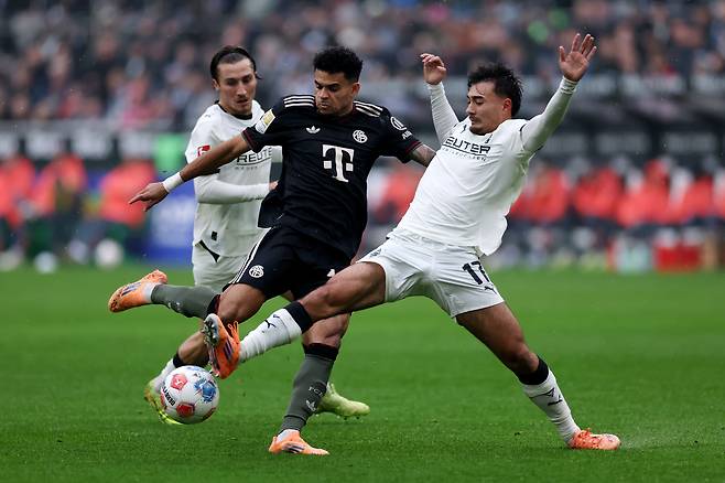 ‘한국인 다운 빠른 사과’ 카스트로프 “레드카드 맞아, 미안하다”…바이에른 뮌헨 팬들 “겸손하고 예의 바르네” 극찬