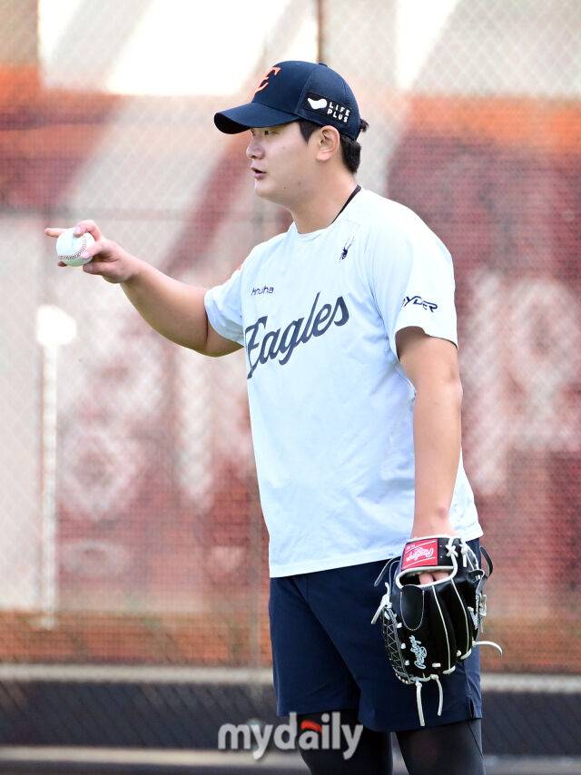 “야구, 맞다 보면 or 막다 보면” 한화 김서현 조용히 다시 154km 찍었다…김경문 절대 포기 안 한다[MD잠실 KS1]