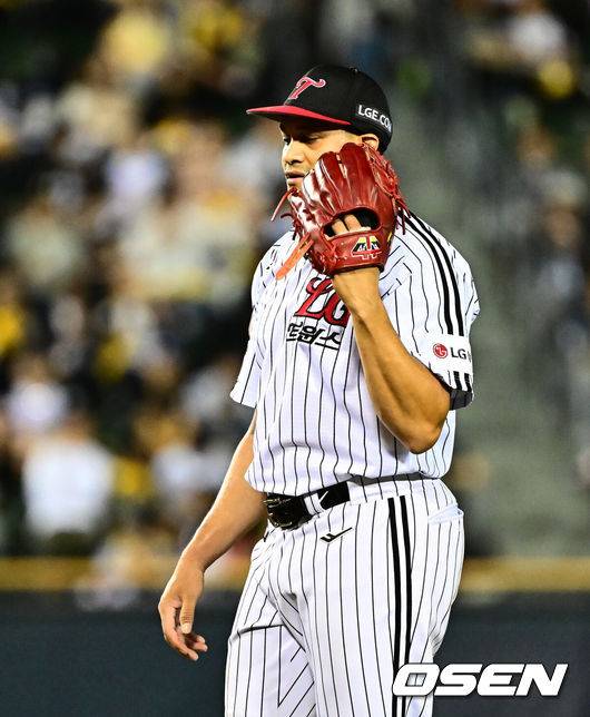 ‘이럴 수가’ LG 초비상, 1차전 이겼는데 비보 날아들었다. 치리노스 부상→임찬규 2차전 출격 “잠실은 임찬규도 좋은 카드” [KS1]