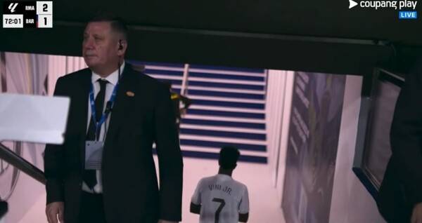 교체되자 감독무시+라커룸 직행한 비니시우스, 열받을만하긴 했지만 [스한 스틸컷]