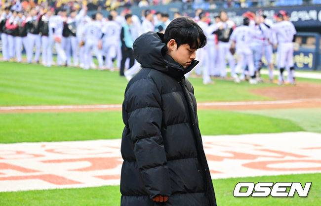 '지면 탈락' 경기도 안 쓰고 아꼈는데…한화 최고 무기가 사라졌다, 힘 빠진 문동주 '162km→154km, 8일 만에 8km 구속 저하'