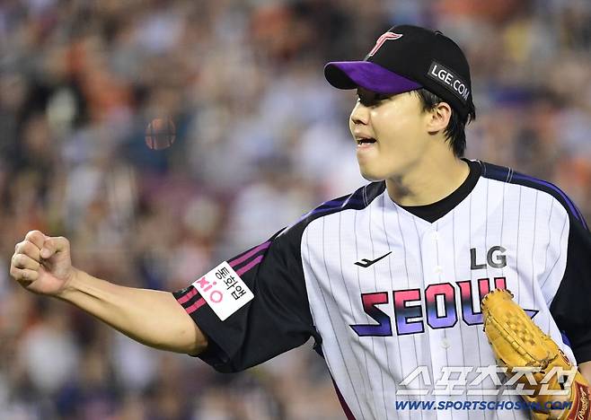 '악재가 아닌 호재다.' 첫 완봉승의 기억, 류현진 맞대결도 호투. 2승 ERA 0.78 극강. 임찬규는 우승확률 100% 길을 뚫을까[KS2 포커스]