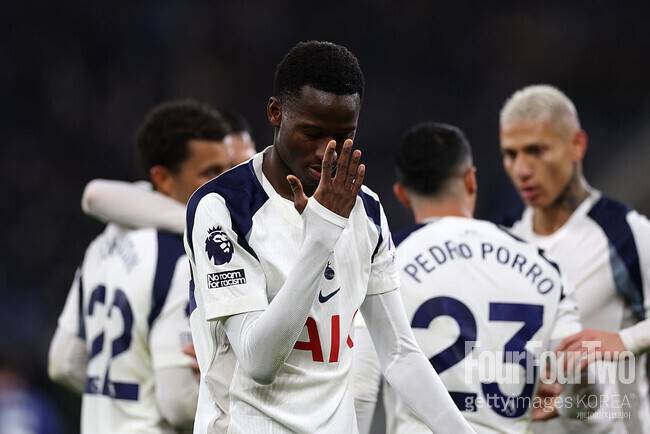 “흥민이 형은 내가 만난 최고의 사람” 유독 SON 따랐던 토트넘 MF, ‘선발 경기 승률 100%’임에도 왜 후보인가 봤더니…