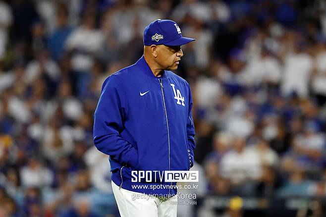 ‘뒤끝 작렬’ 로버츠 왜 이러나… 말실수에 캐나다가 부글부글, 황급히 실수 인정 “이 표현은 뺍시다”