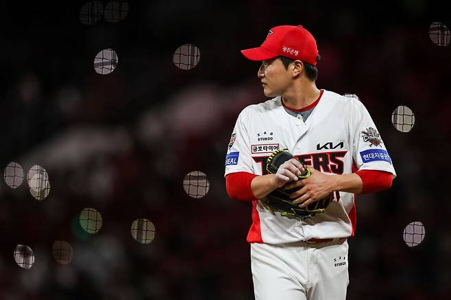 1년 전 KIA의 그 영웅, TV로 야구 보며 다짐했다…