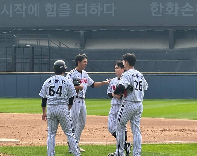 염경엽 감독의 신인 히든카드