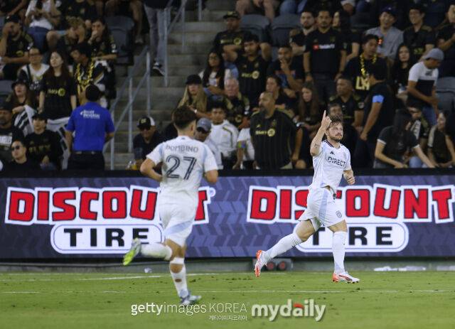 '손흥민 침묵' MLS 맞대결서 역전 결승포 작렬…신인상 경쟁 우위-MVP 경쟁에선 메시 위협