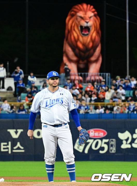 이닝 잘 먹는 '15승 외인’ 후라도, “삼성의 일원이라 큰 만족” SNS 통해 감사 인사